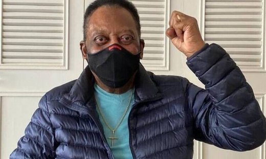 Ώρες αγωνίας για τον Πελέ- Το σπαρακτικό μήνυμα της κόρης του: «Μια ακόμα νύχτα μαζί σου»