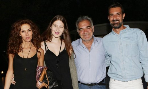 Μέντης Μποστ: Ο γοητευτικός γιος του Γιάννη Μποσταντζόγλου