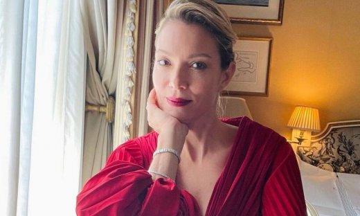 Πριν και μετά: Να πόσο άλλαξε η Καγιά τα τελευταία 20 χρόνια