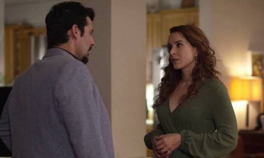 Άγρια γη: Η αποκάλυψη του Στέφανου στην Ελπίδα - Αποκλειστικό απόσπασμα από το επεισόδιο