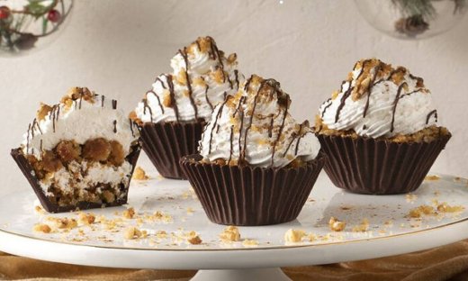 Cupcakes μελομακάρονο από τον Άκη Πετρετζίκη