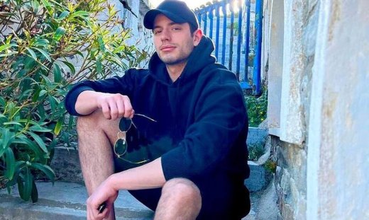 Βαγγέλης Κακουριώτης: Η συνεργασία με τον Ανδρέα Γεωργίου και ο ρόλος του Κίμωνα στη Γη της Ελιάς