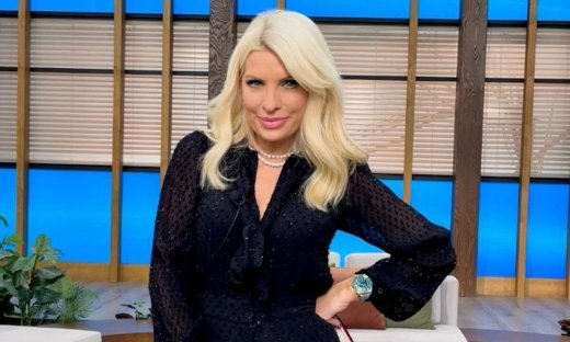 Ελένη Μενεγάκη: Η απουσία του Μάκη από το σπίτι και η ανατρεπτική εμφάνιση - Τι συνέβη;