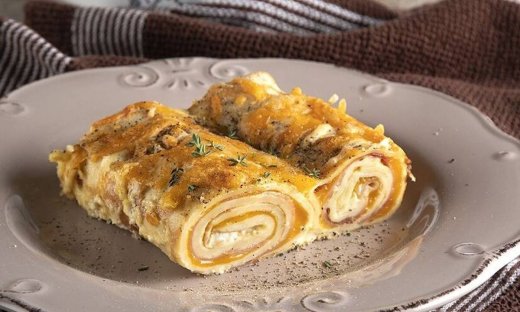 Κρέπες σουφλέ από τον Άκη Πετρετζίκη