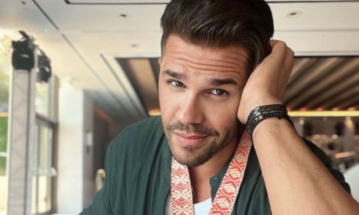 Τσαλίκης: Δείτε το πολυτελές σπίτι του - Εντυπωσιακό το πέτρινο τζάκι που βρίσκεται στο υπνοδωμάτιο