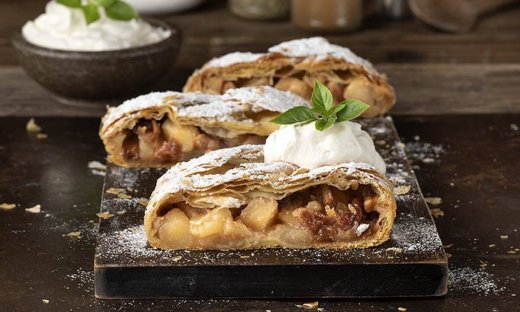 Εύκολη μηλόπιτα με φύλλο σφολιάτας από τον Άκη Πετρετζίκη!