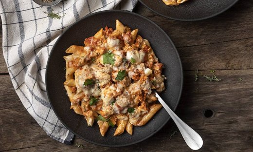 Πένες με κιμά γαλοπούλας από τον Άκη Πετρετζίκη