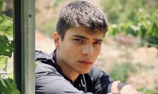 Η Γη της Ελιάς: Ο Φίλιππος μαθαίνει την αλήθεια για τη συγγένειά του με την Ειρήνη και σοκάρεται