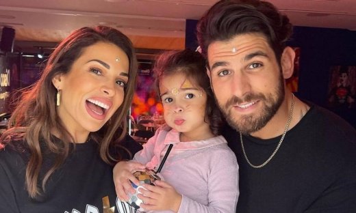 Ελένη Χατζίδου: Έφτιαξε με τη Μελίτα υγιεινά μπισκότα μήλου