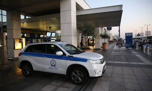 Η Αντιτρομοκρατική συνέλαβε τον Ρώσο φαρσέρ με τα e-mail για τις «ισλαμικές» βόμβες