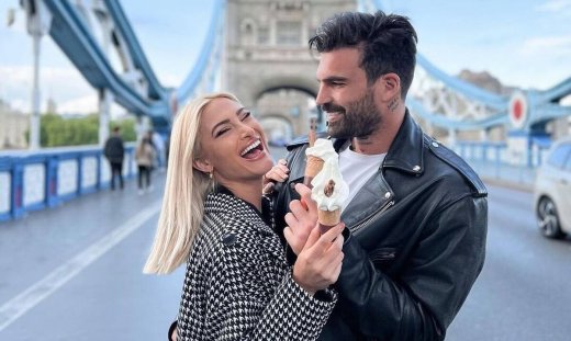 Ιωάννα Τούνη: Έχει στην αγκαλιά της τον μπέμπη της και είναι εξαντλημένη: «Δεν κοιμάται με τίποτα»