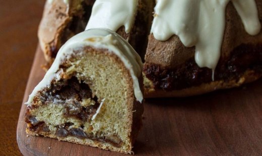Κέικ με κανέλα και κάστανα από τον Άκη Πετρετζίκη