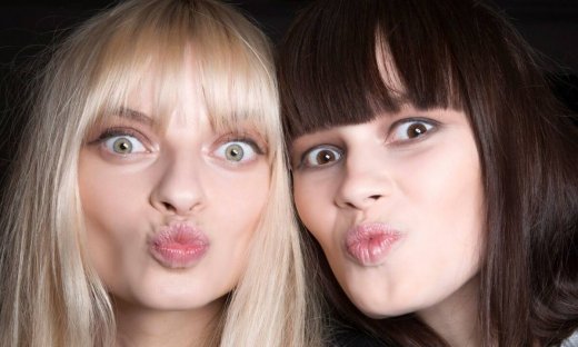 10 καφέ μολύβια ματιών για σένα που δεν θες το «σκληρό» μαύρο