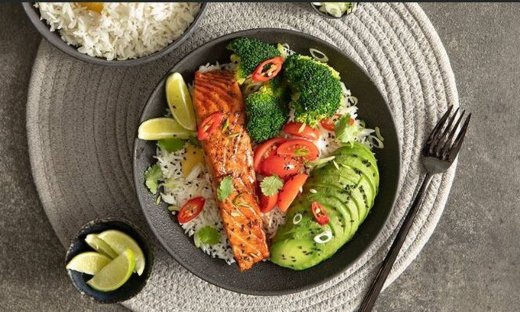 Σολομός με σάλτσα τεριγιάκι από τον Άκη Πετρετζίκη!