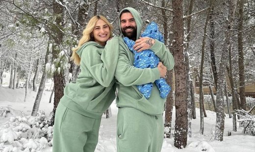 Αλεξάνδρου: Η αποστομωτική απάντησή του για την βόλτα με το νεογέννητο και την Τούνη στα χιόνια!