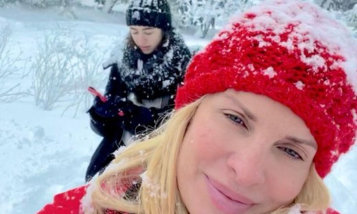 Η Ελένη Μενεγάκη αποκάλυψε το μυστικό πάρτι της κόρης της Λάουρας