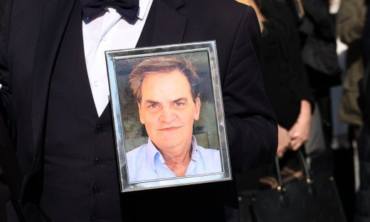 Το τελευταίο αντίο στον ηθοποιό Νίκο Γιάννακα- Συντετριμμένη η οικογένειά του