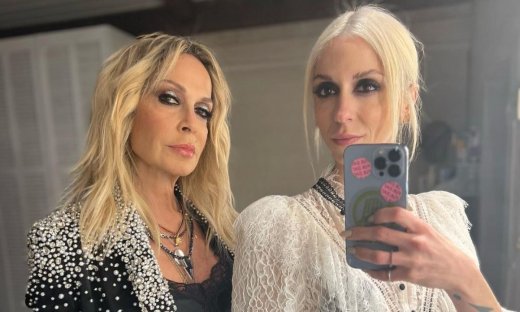 Αυτά τα looks της Σοφίας Καρβέλα έγιναν viral και θα τα αντιγράψουν πάρα πολλές γυναίκες