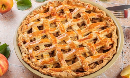 Μηλόπιτα με γλυκιά σος βανίλιας