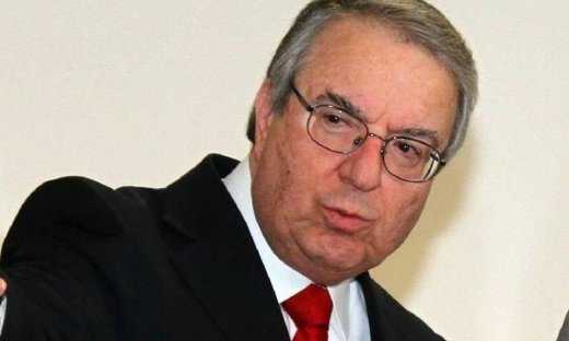 Μπαμπινιώτης: «Το μεγαλύτερο μέρος της ζωής μου το πέρασα με φοιτητές, αισθάνομαι βαριά την απώλεια»