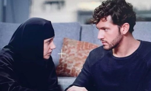 Η Ελισάβετ ομολόγησε στο Μαύρο Ρόδο τον έρωτά της και το μικρό θαύμα γιορτάστηκε στο Twitter