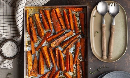 Φτιάξτε γλυκοπατάτες στον φούρνο όπως ο Άκης Πετρετζίκης
