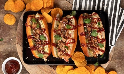 Pulled pork sandwich από τον Άκη Πετρετζίκη!