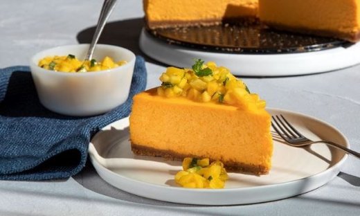 Cheesecake μάνγκο από τον Άκη Πετρετζίκη!