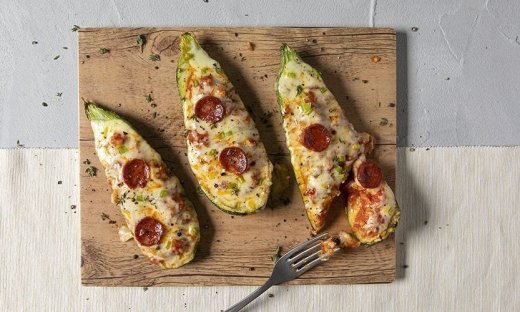 Κολοκυθάκια πίτσα από τον Άκη Πετρετζίκη