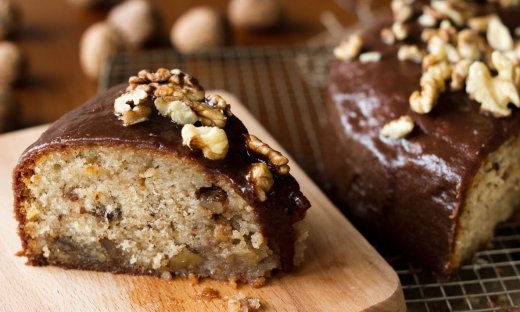 Καρυδόπιτα από τον Άκη Πετρετζίκη