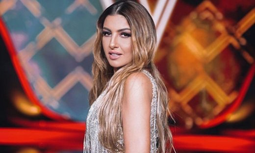 Πιο fit από ποτέ η Έλενα Παπαρίζου- Τα φορέματα με τα οποία είναι ίδια με το 2005