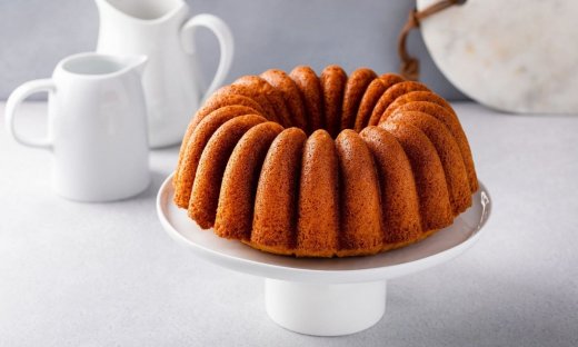 Η «καλή μας η γιαγιά» φτιάχνει νηστίσιμο κέικ πορτοκάλι