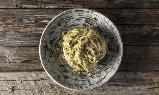 Μακαρονάδα με 4 τυριά από τον Άκη Πετρετζίκη