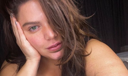 Δανάη Μπάρκα: «Με πλησίασε βουρκωμένη μια 26χρονη κοπέλα σε νυχτερινή μου έξοδο»