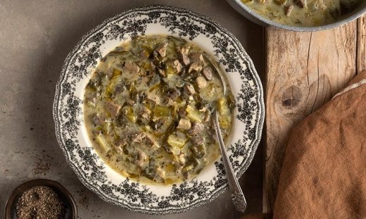 Μαγειρίτσα της γιαγιάς από τον Άκη Πετρετζίκη