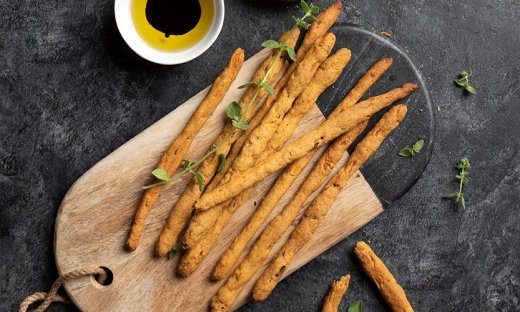 Κριτσίνια καρότου από τον Άκη Πετρετζίκη