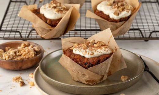 Carrot cake muffins από τον Άκη Πετρετζίκη!