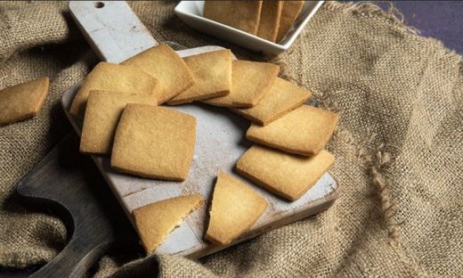 Μπισκότα βουτύρου από τον Άκη Πετρετζίκη
