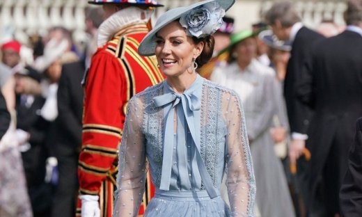 Kate Middleton: Το σύνολο που αποτελεί ιδανική επιλογή αν γίνεσαι νονά