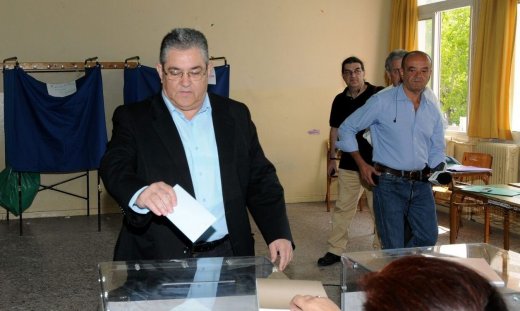 Εκλογές 2023: Ψήφισε ο Δημήτρης Κουτσούμπας στη Λαμία