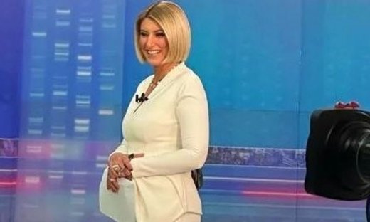 Στη μάχη παρουσίασης των εκλογών, Κοσιώνη και Τζίμα έκαναν την πιο απλή στιλιστική επιλογή