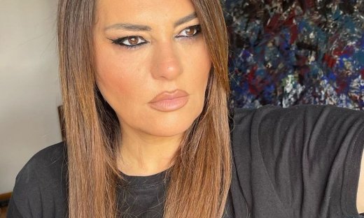 Πιο fit από ποτέ στα 46 της και οι αποδείξεις πως ο έρωτας έχει ανανεώσει την Κατερίνα Ζαρίφη