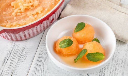 Πώς θα φτιάξετε σορμπέ πεπόνι - φράουλα