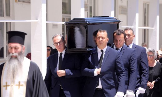 Νόνικα Γαληνέα: Θλίψη στην κηδεία της σπουδαίας ηθοποιού