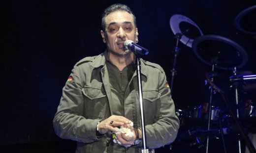 Νότης Σφακιανάκης: Πού βρίσκεται σήμερα ο τραγουδιστής - Η αποκάλυψη του κολλητού του