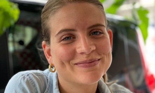 Η Δανάη Μιχαλάκη κάνει τηλεοπτικό comeback λίγο πριν τη δεύτερη επέτειο του γάμου της