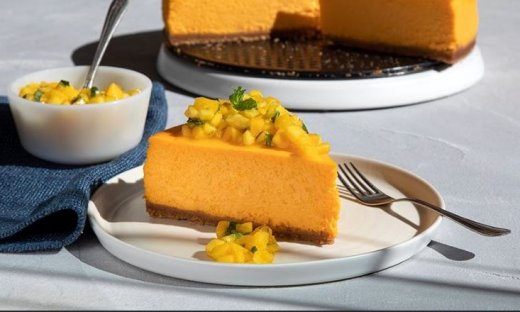 Η απόλυτη συνταγή που θα φτιάξετε και θα ξαναφτιάξετε! Cheesecake μάνγκο από τον Άκη Πετρετζίκη