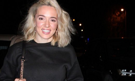 20 χρόνια Καλομοίρα: Από το κορίτσι του Fame Story σε ξανθιά femme fatale - Οι φωτό μέσα στα χρόνια