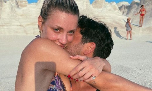 Μάστορας - Καληφώνη σε τρελό πάθος και η Δανάη Μπάρκα σχολιάζει