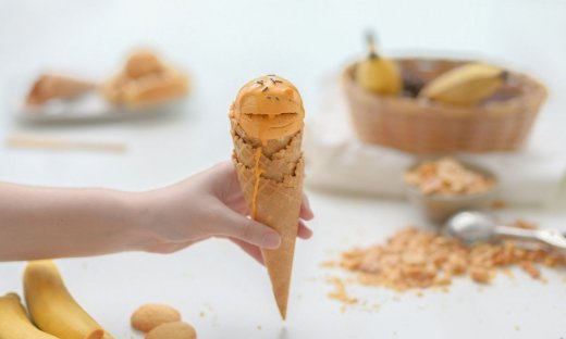 Παγωτό φιστικοβούτυρο με τρία υλικά και χωρίς παγωτομηχανή